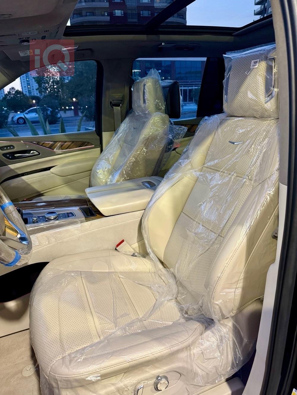 كاديلاك اسكاليد